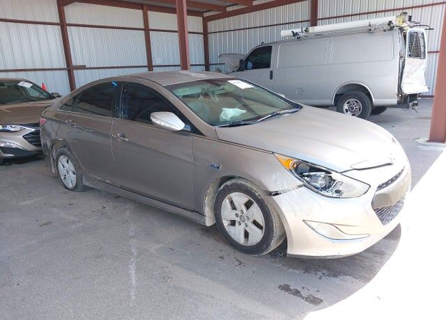 2011 HYUNDAI Sonata