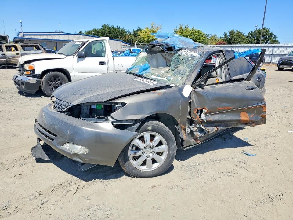 2003 TOYOTA Camry