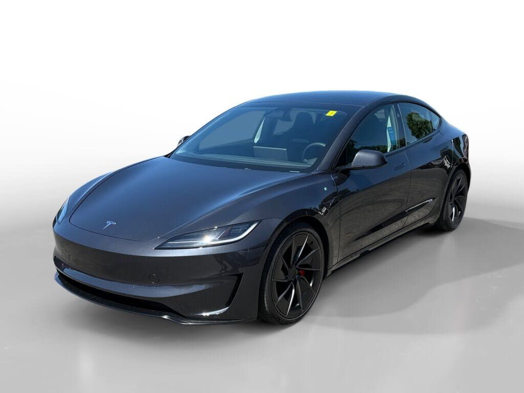 2025 TESLA Model 3