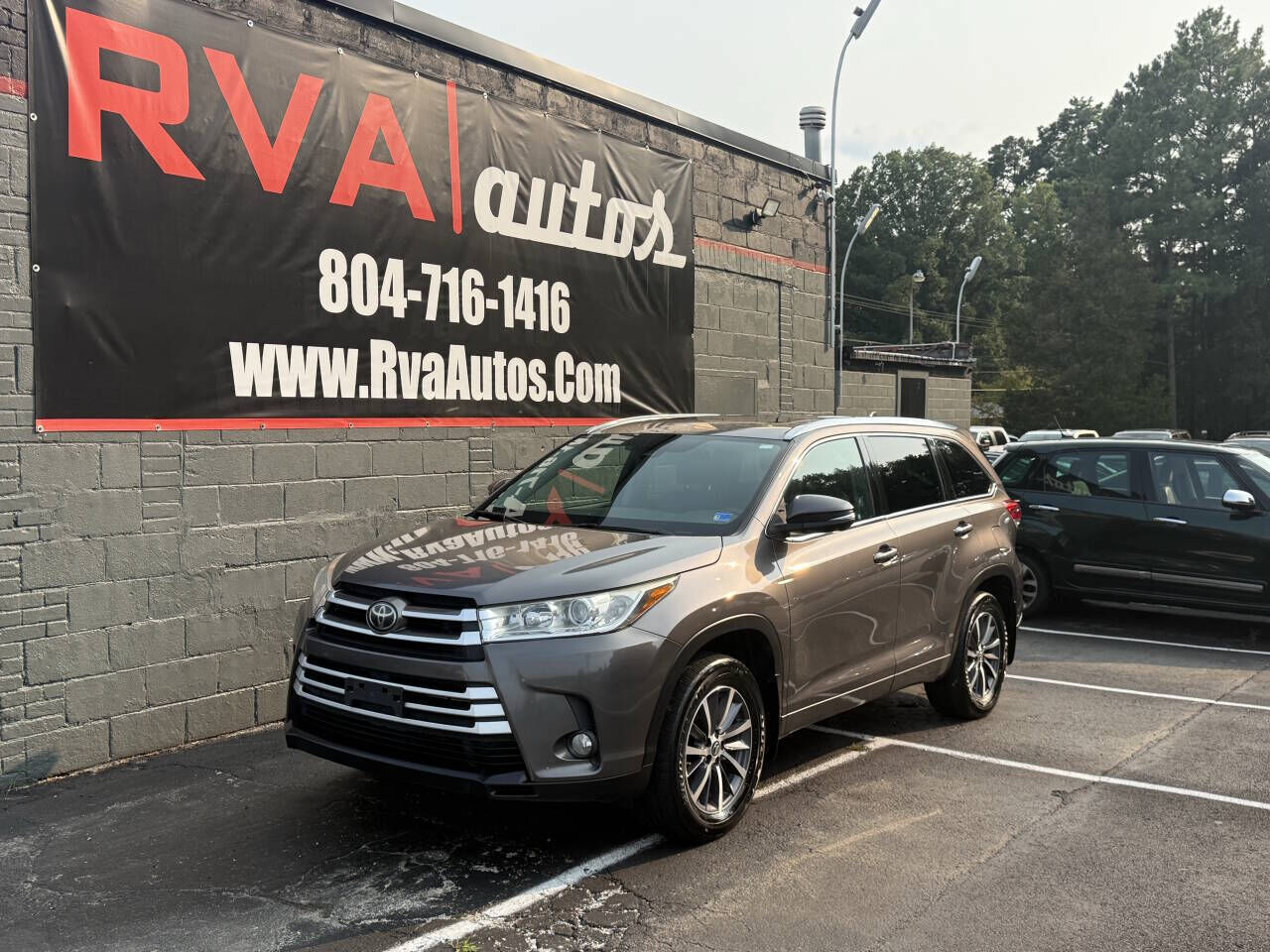 2017 TOYOTA Highlander