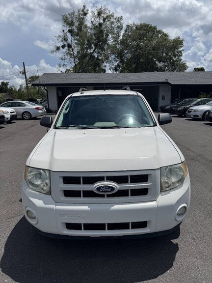 2011 FORD Escape