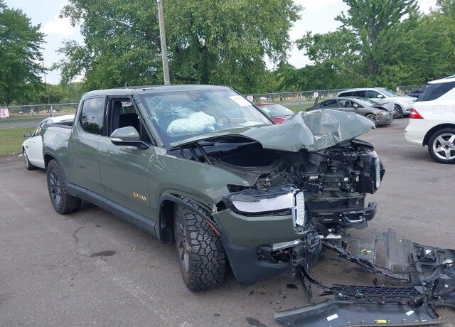2022 RIVIAN R1T