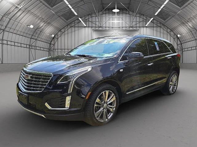 2017 CADILLAC XT5