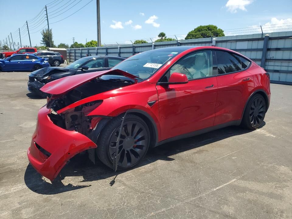 2021 TESLA Model Y