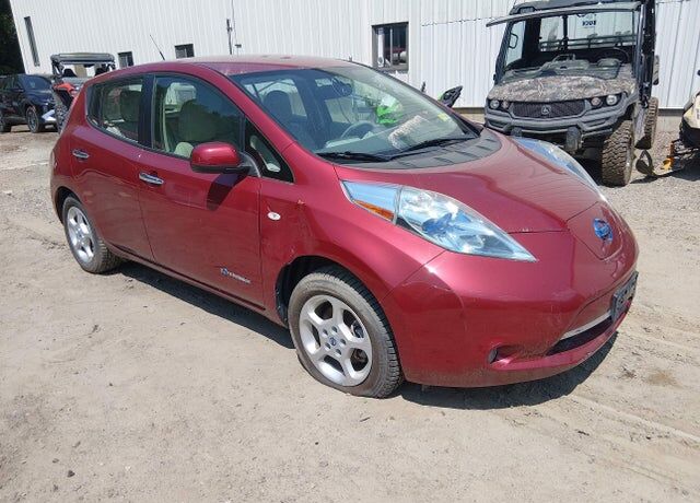 2011 NISSAN Leaf