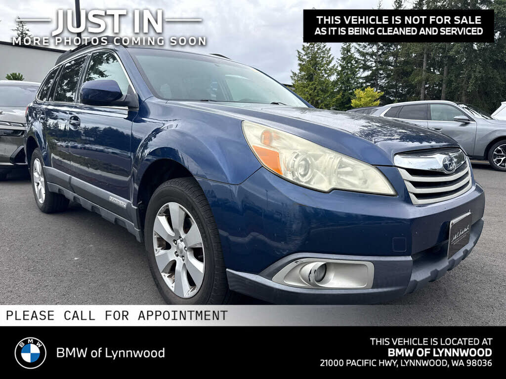 2011 SUBARU Outback