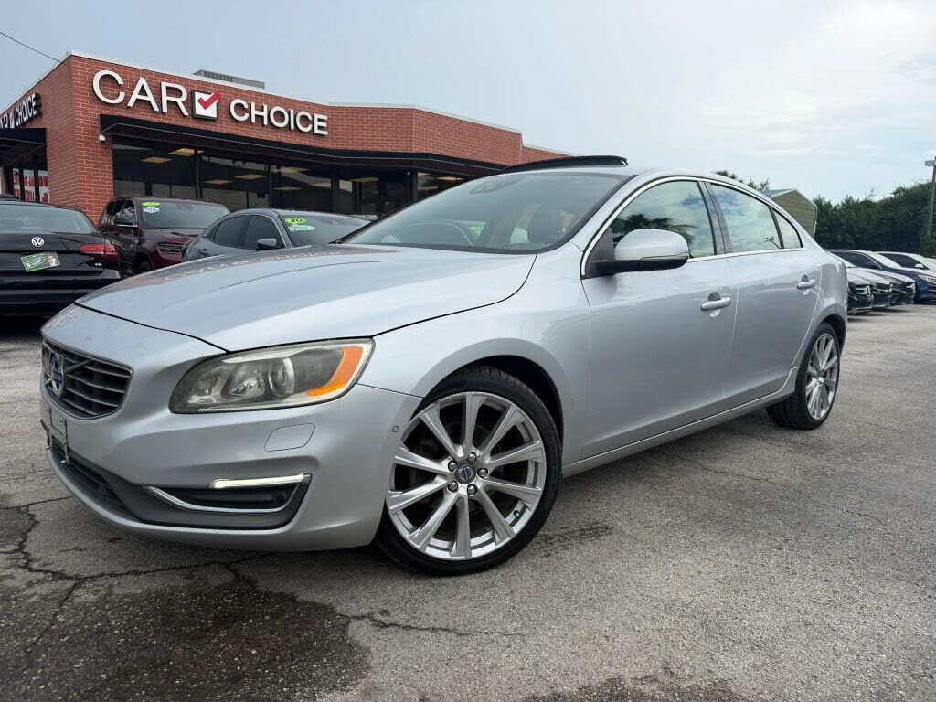 2016 VOLVO S60