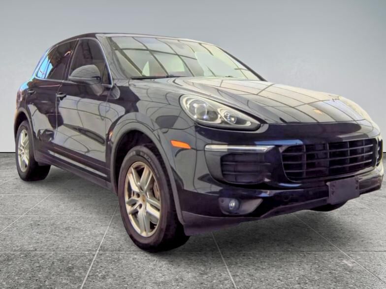 2018 PORSCHE Cayenne