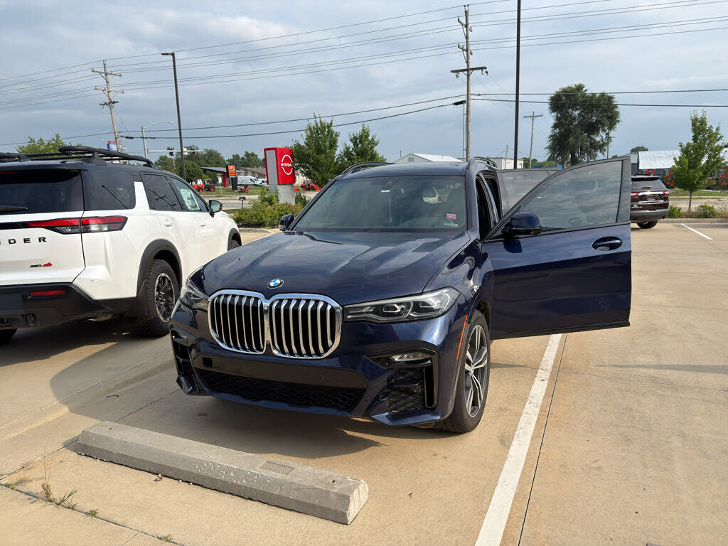2020 BMW X7