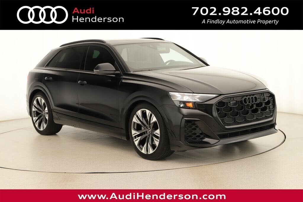 2024 AUDI Q8