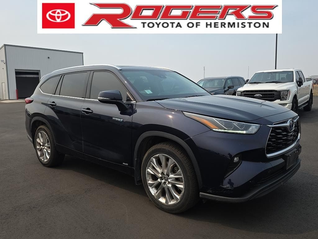 2021 TOYOTA Highlander