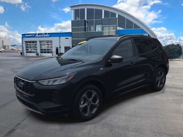 2024 FORD Escape
