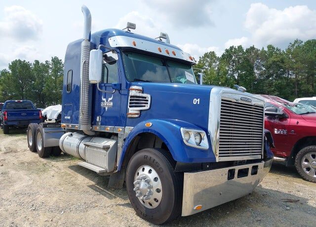 2019 FREIGHTLINER SD122
