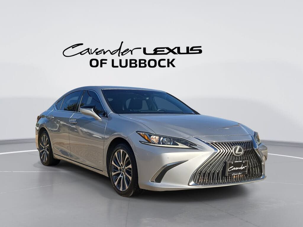 2019 LEXUS ES