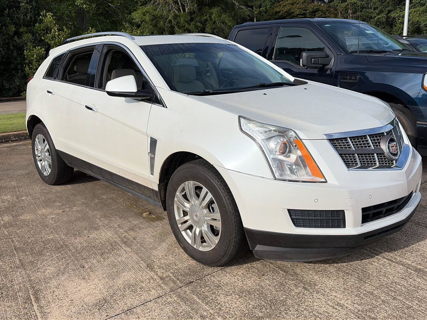 2010 CADILLAC SRX