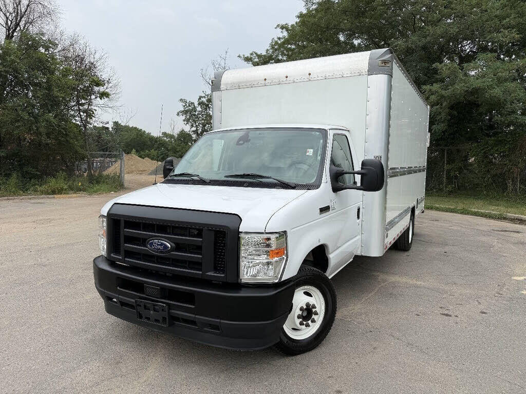 2022 FORD E-350