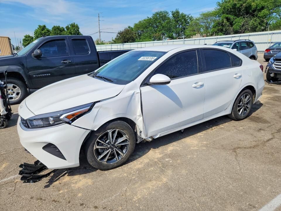 2024 KIA Forte