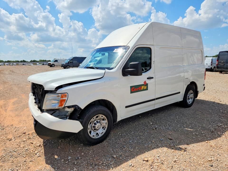 2017 NISSAN NV