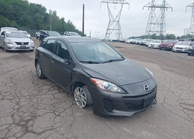 2012 MAZDA Mazda3