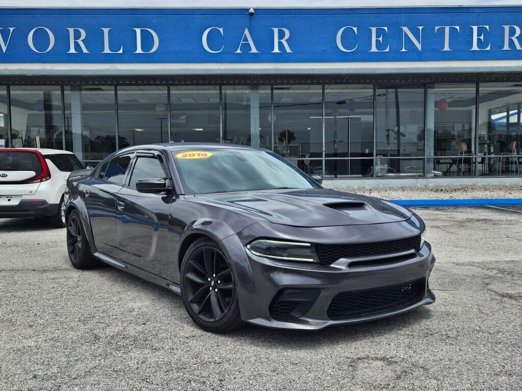 2019 DODGE Charger