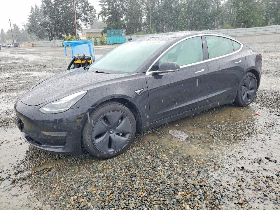 2020 TESLA Model 3