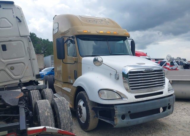 2011 FREIGHTLINER Columbia