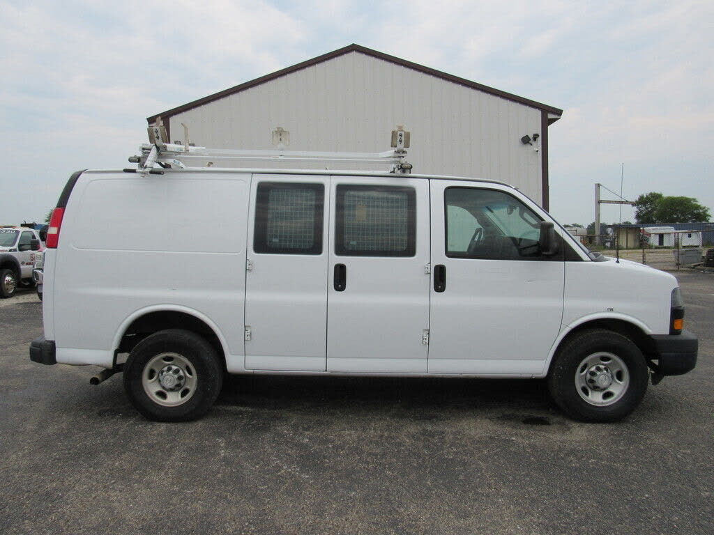 2018 CHEVROLET Express