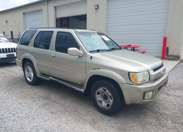 2002 INFINITI QX4