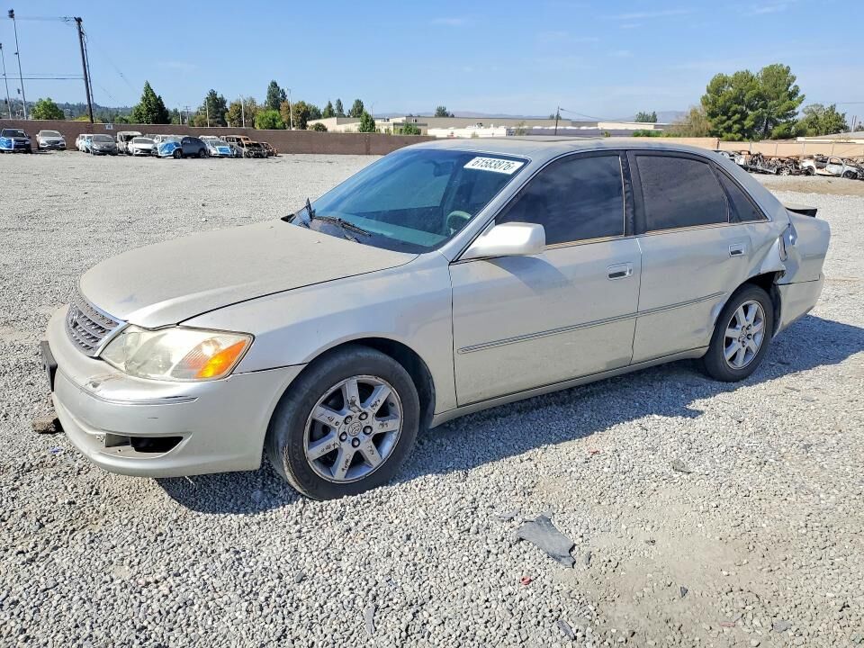 2004 TOYOTA Avalon