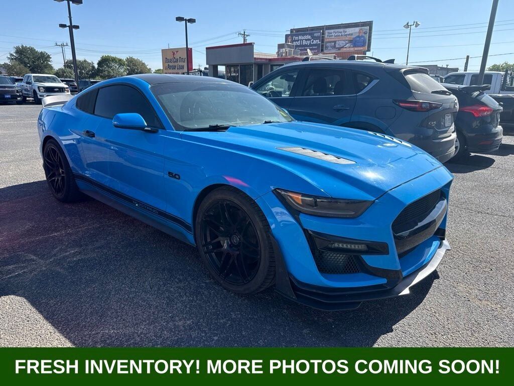 2017 FORD Mustang