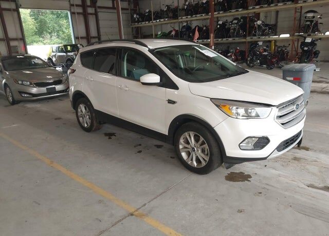 2018 FORD Escape