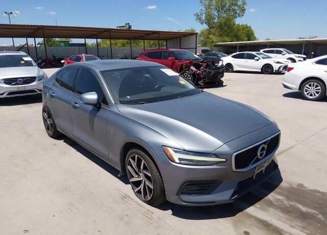 2020 VOLVO S60