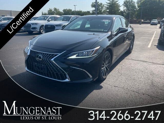 2024 LEXUS ES