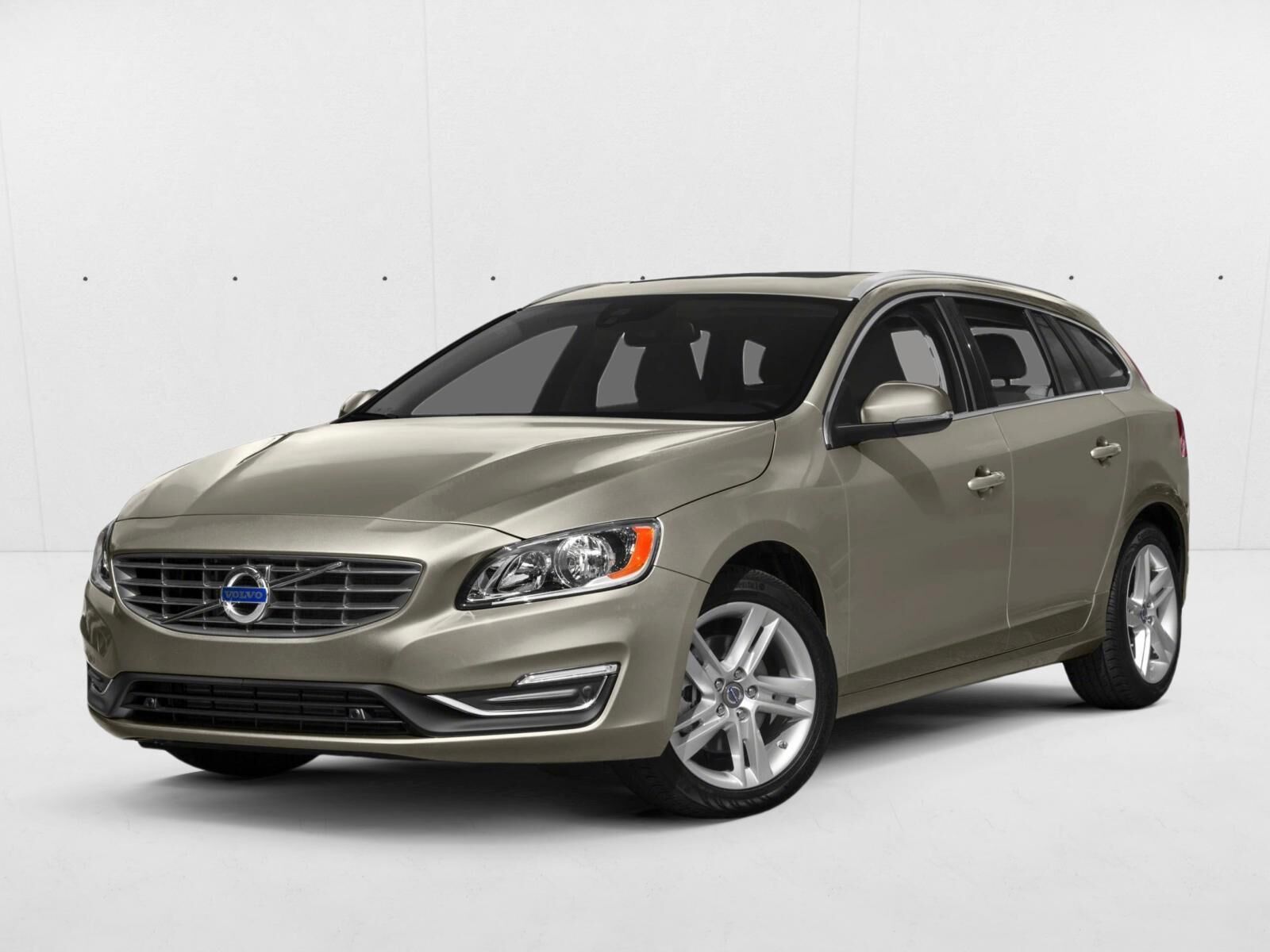 2015 VOLVO V60