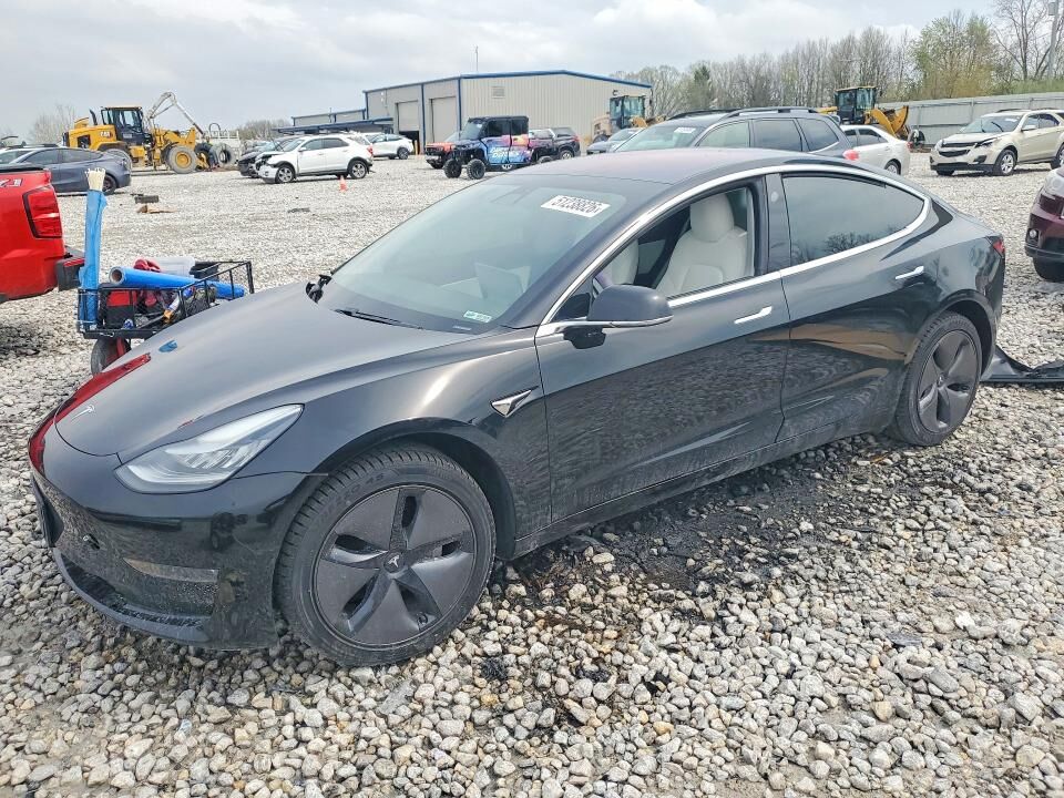 2019 TESLA Model 3