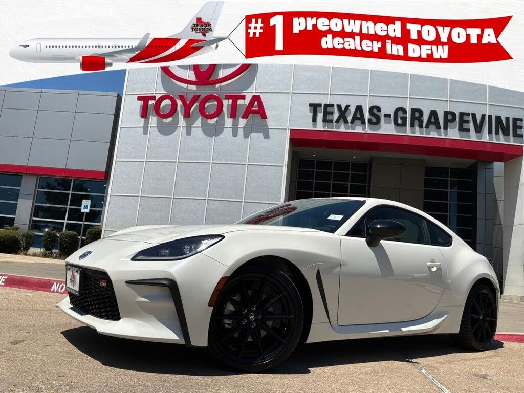 2025 TOYOTA GR86