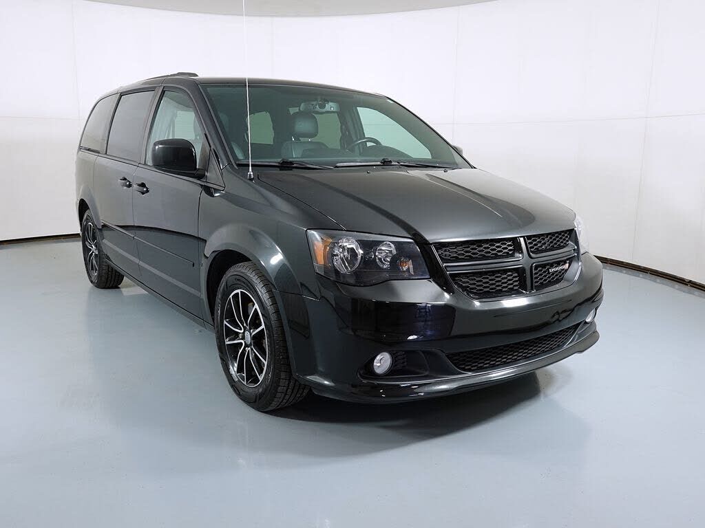 2017 DODGE Grand Caravan