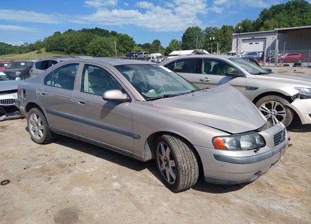 2002 VOLVO S60