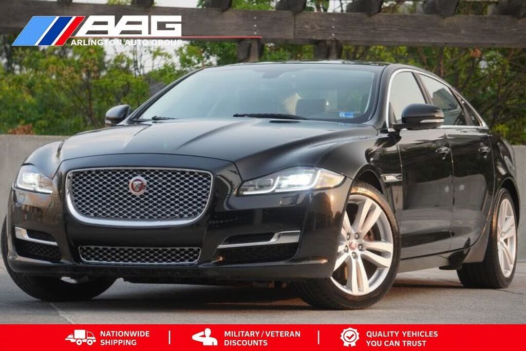2016 JAGUAR XJ