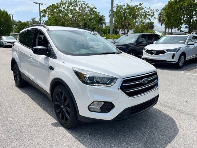 2019 FORD Escape