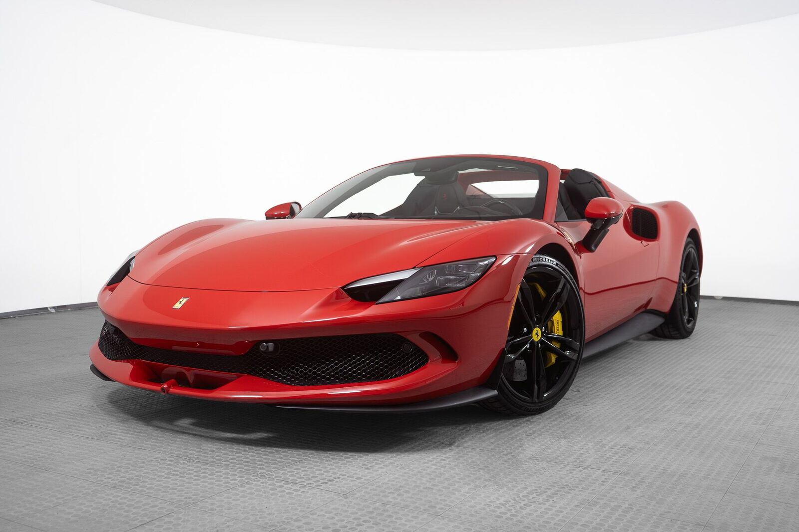 2025 FERRARI 296 GTS