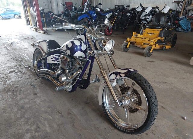 2004 BIG DOG MOTORCYCLES Mastiff