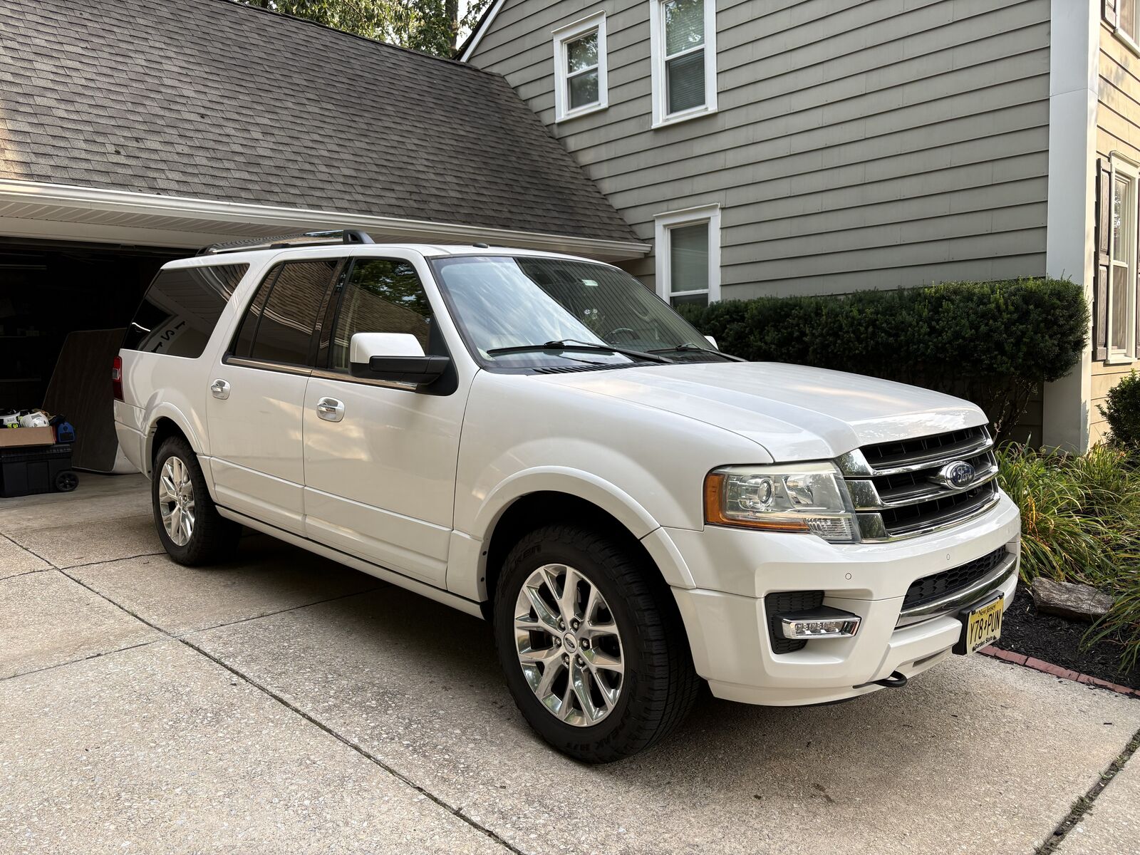 2016 FORD Expedition