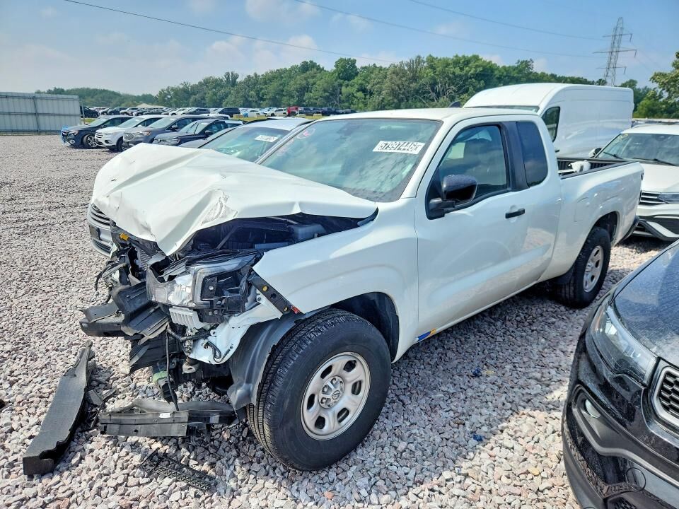 2024 NISSAN Frontier