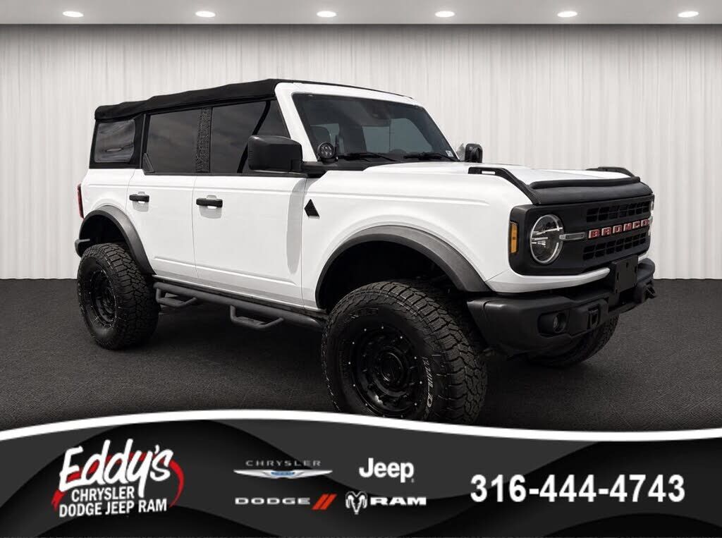 2022 FORD Bronco