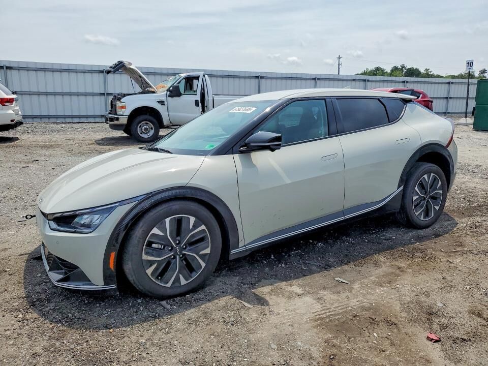 2024 KIA EV6