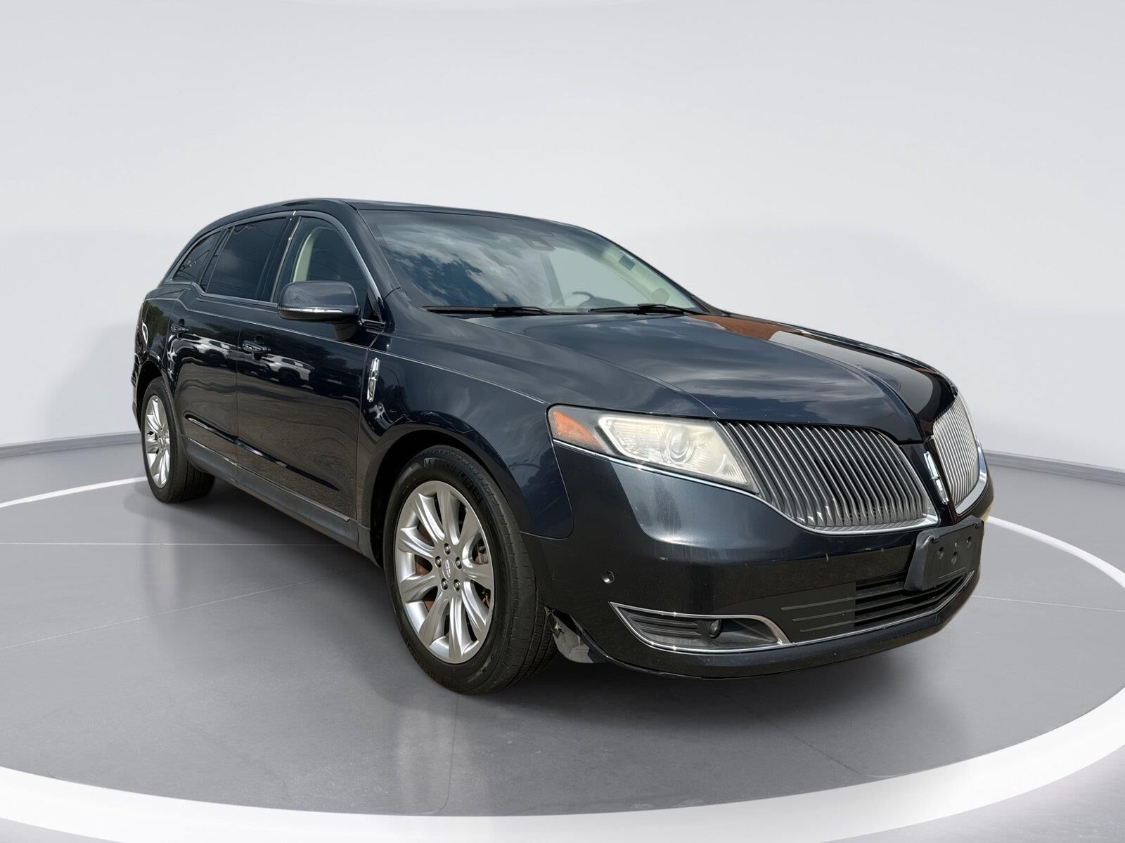 2013 LINCOLN MKT