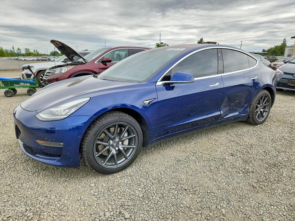 2018 TESLA Model 3