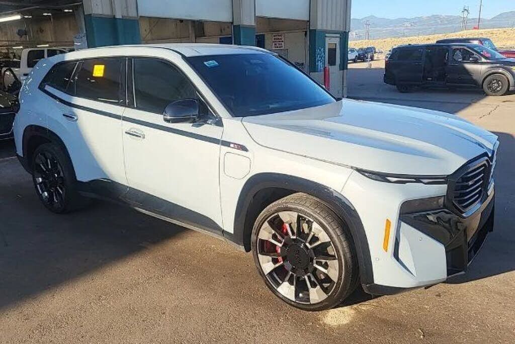 2024 BMW XM