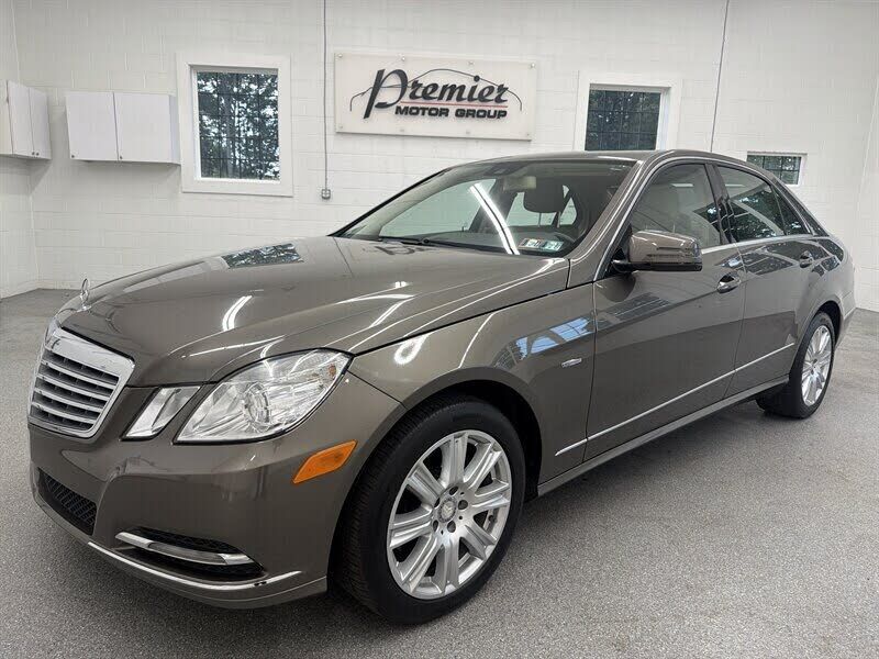 2012 MERCEDES-BENZ E-Class